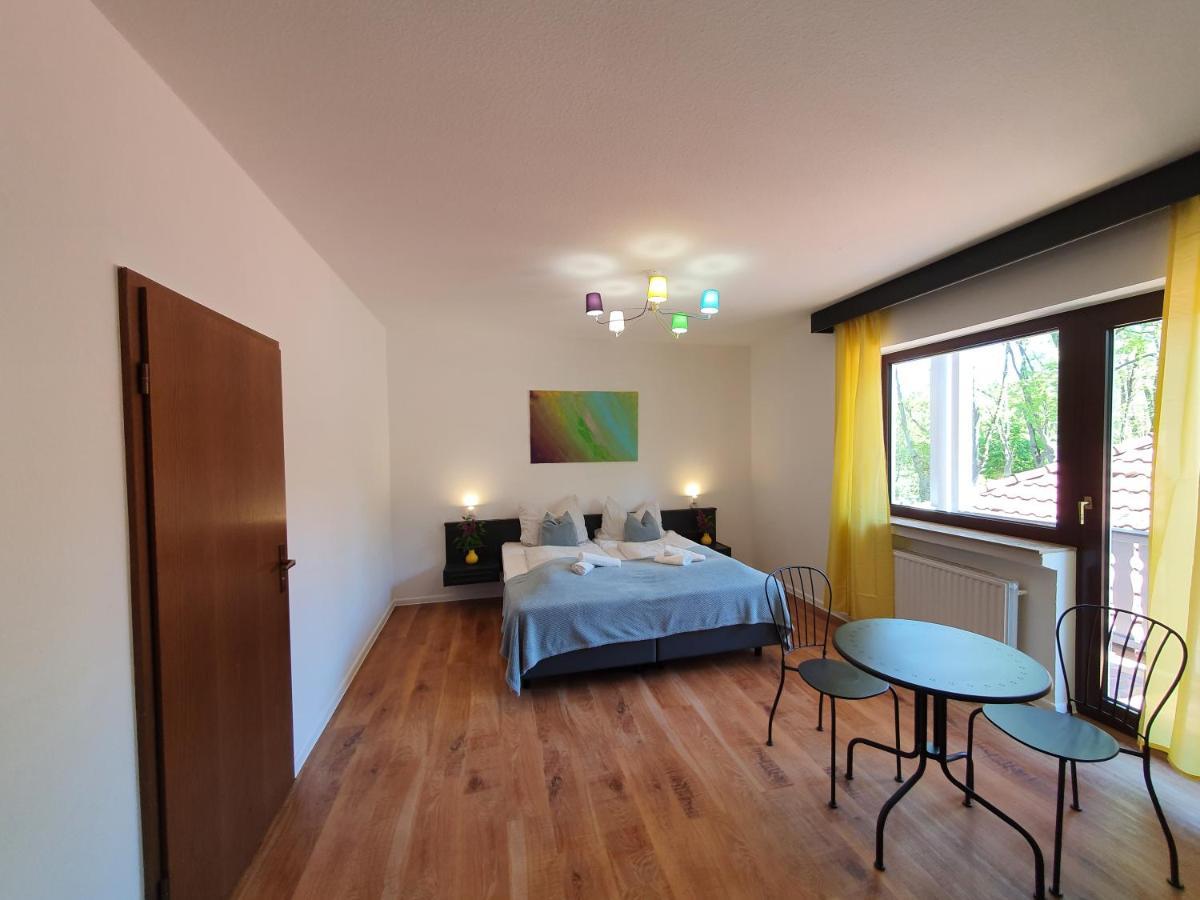 Garni Hotel Biebertal Am Milseburgradweg Hofbieber エクステリア 写真