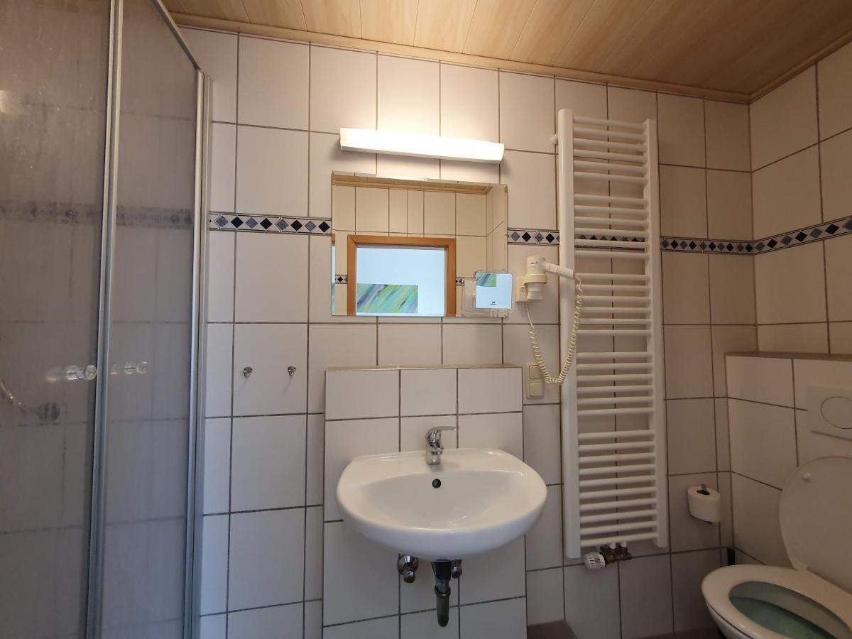 Garni Hotel Biebertal Am Milseburgradweg Hofbieber エクステリア 写真